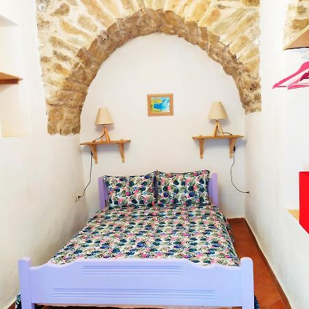 Traditional Family House, Ground Floor With Yard Koronos Exterior foto