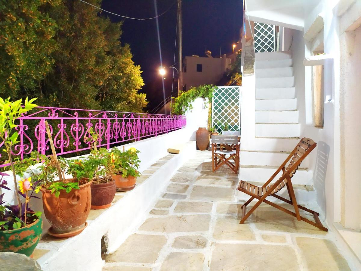 Traditional Family House, Ground Floor With Yard Koronos Exterior foto